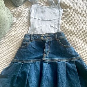 Denim pleated mini skirt
